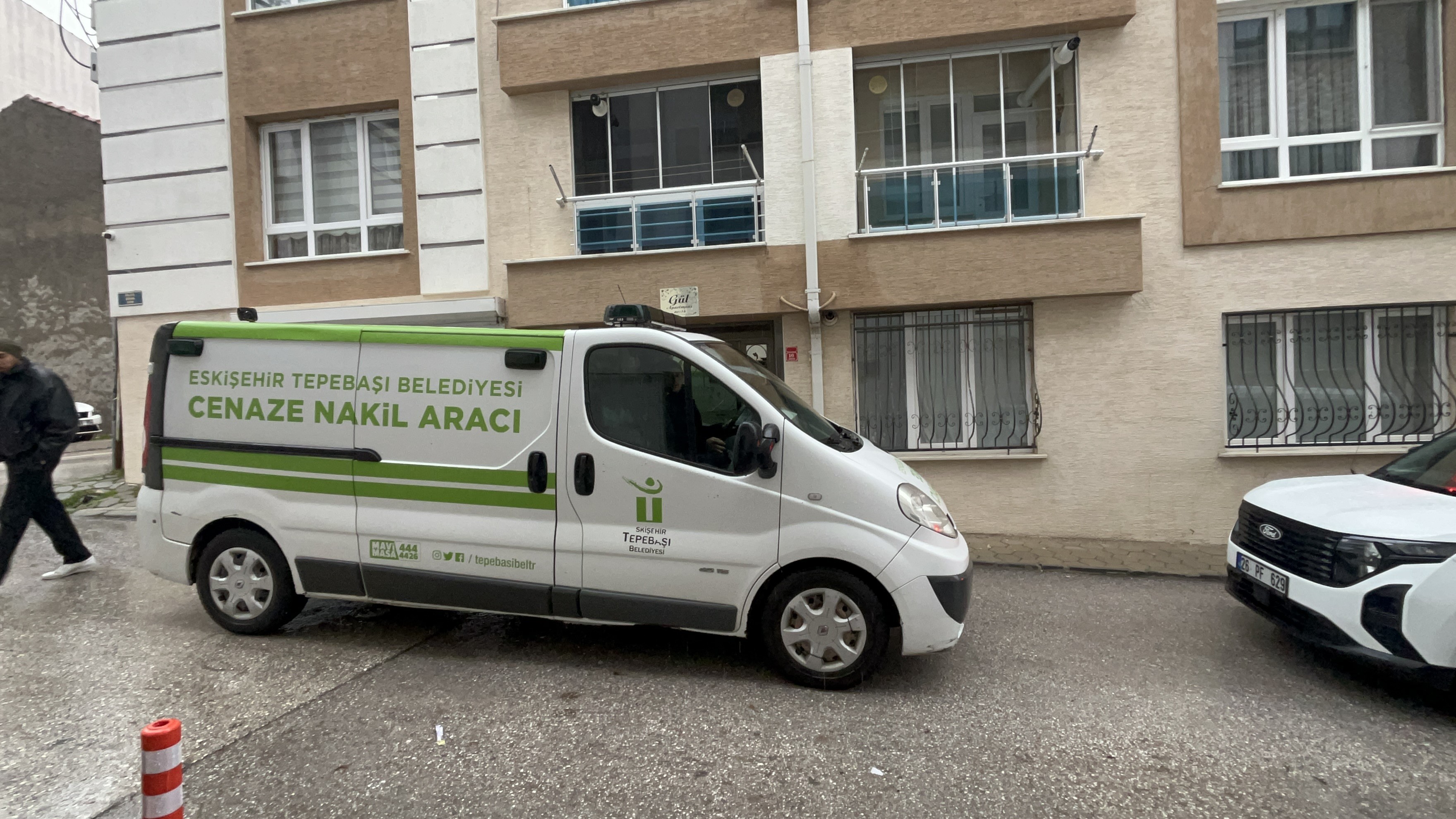 Yakınları Ulaşamadı, Gerçek Acı Çıktı! 27 Yaşındaki Genç Evinde Ölü Bulundu (2)