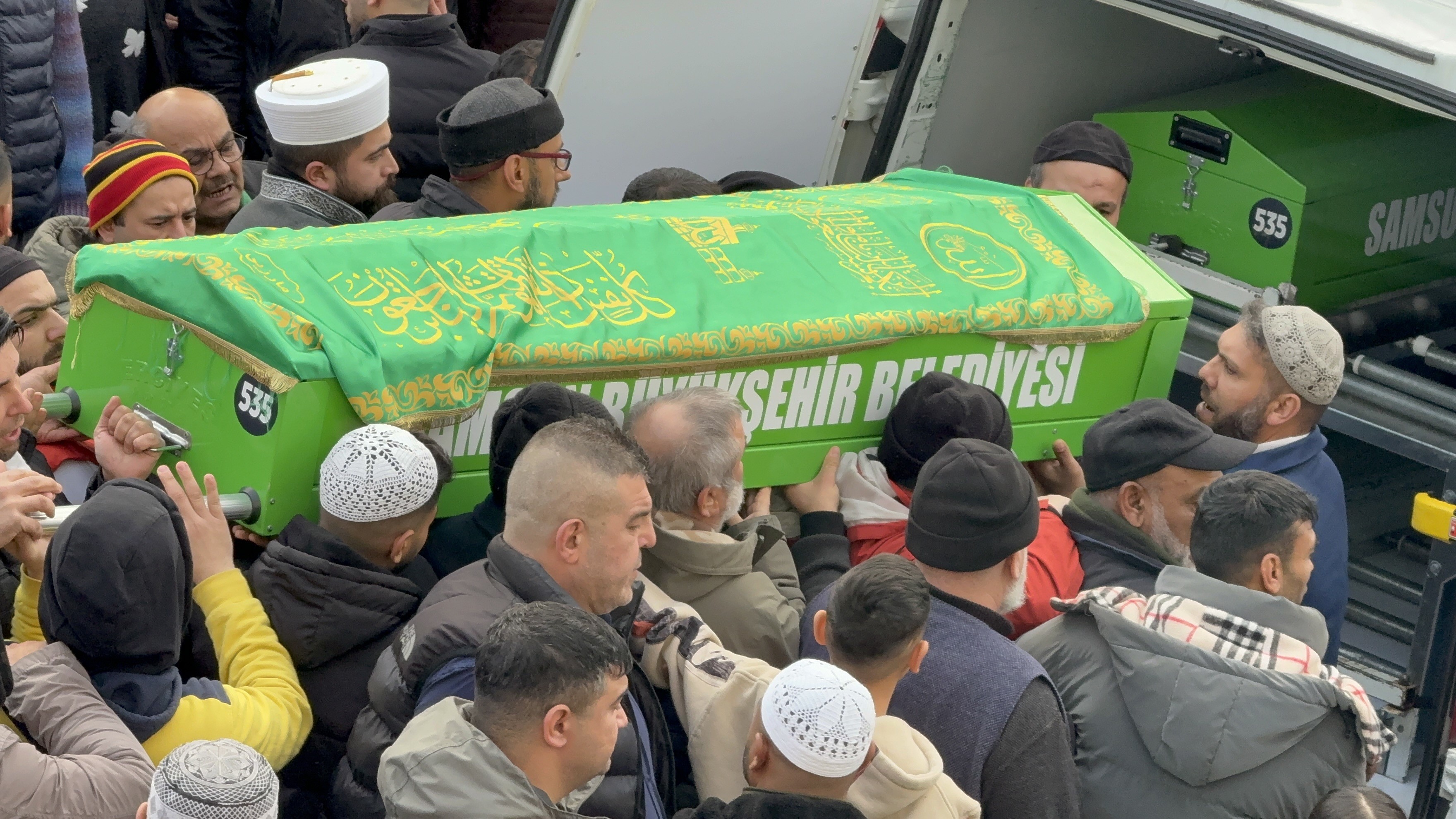 Yasak Ilişkide Cinayet! Sevgilisini Araç Içinde Boğazını Keserek Öldürdü (5)