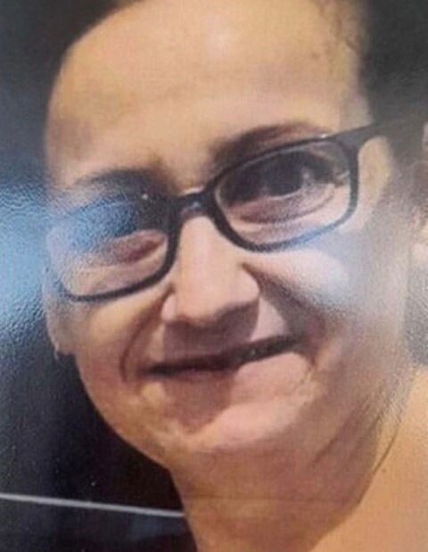 Yaşanan Esrarengiz Ölümün Ardından Acı Veda! Ölü Bulunan Anne Ve Kızı Son Yolculuğuna Uğurlandı (2)