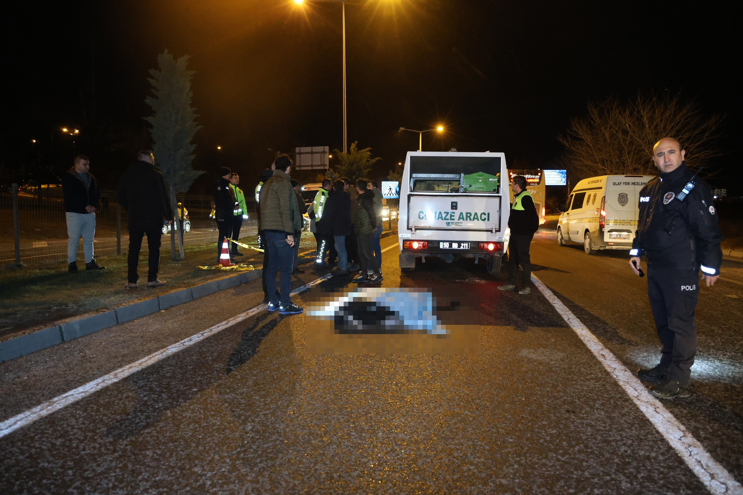 Yaya Geçidi Yine Can Aldı 16 Yaşındaki Çocuk Öldü (3)
