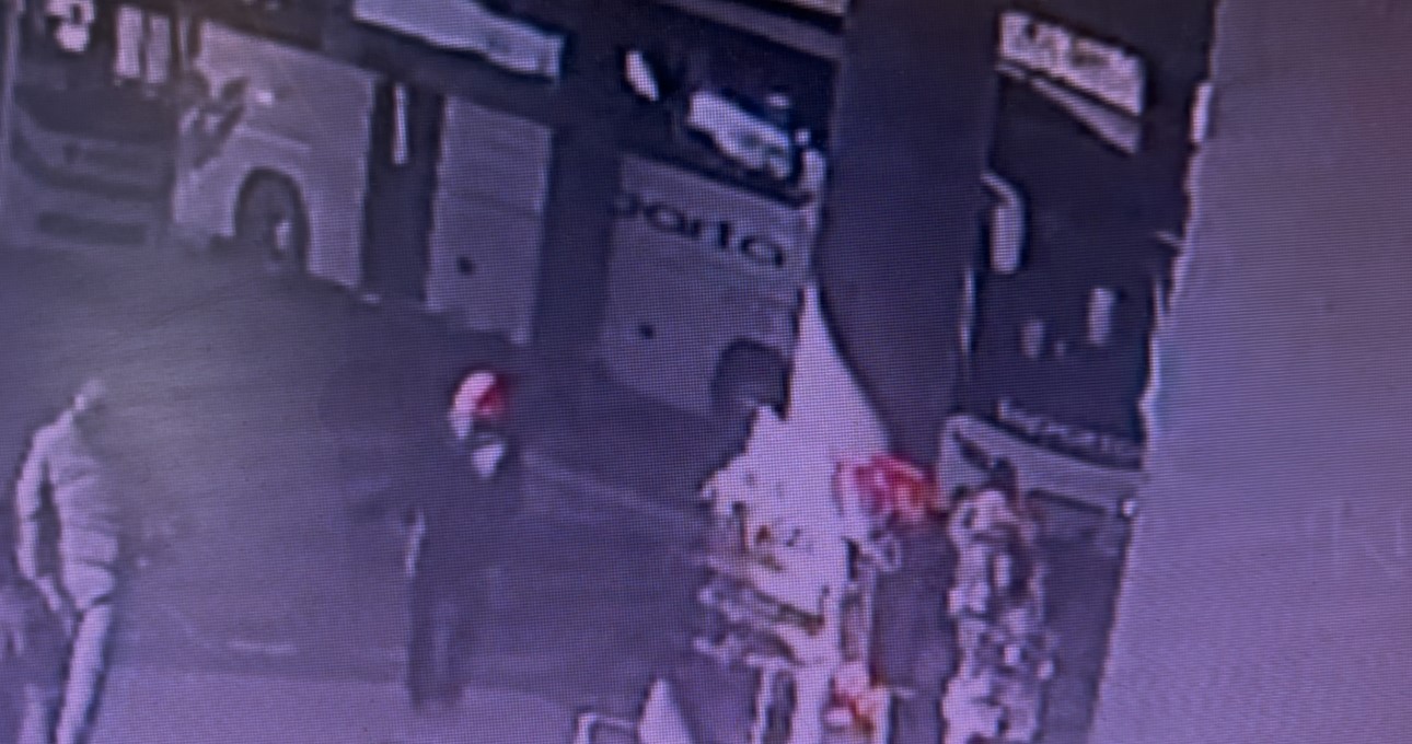 Yedek Şoför Aracı Çalıştırdı, Asıl Şoför Canından Oldu! Otogarda Korkunç Anlar Kamerada (6)