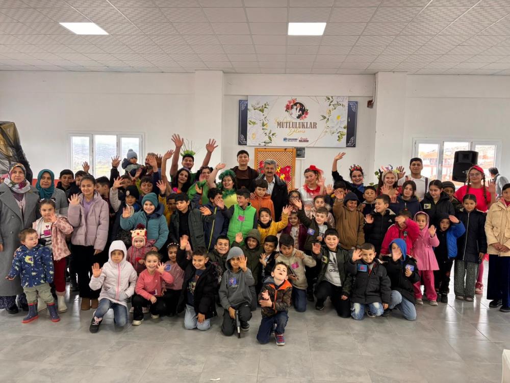 Yunusemre Çocuk Tiyatro (2)