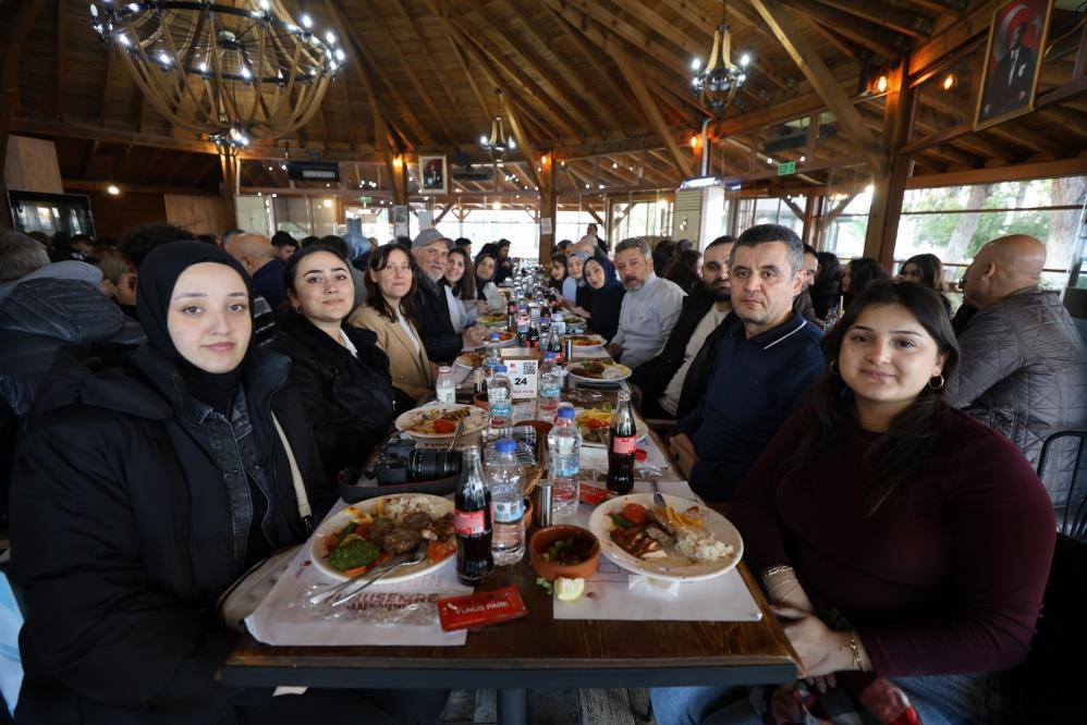 Yunusemrede Gazeteciler Gunu Bulusmasi (3)