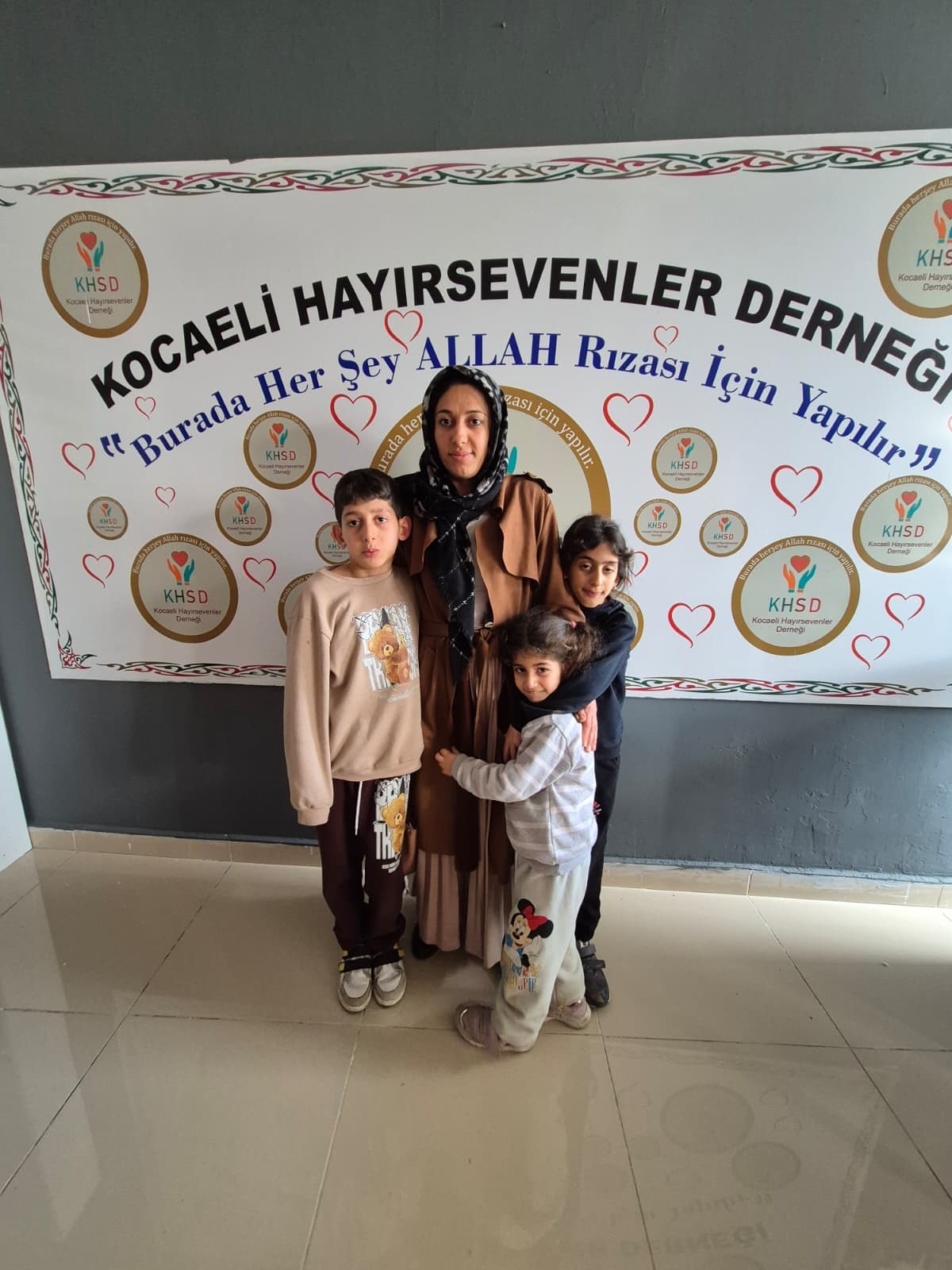 Yürek Burkan Olay! Kayınvalidesi Evden Kovdu, Anne Çocuklarıyla Mescide Sığındı (2)