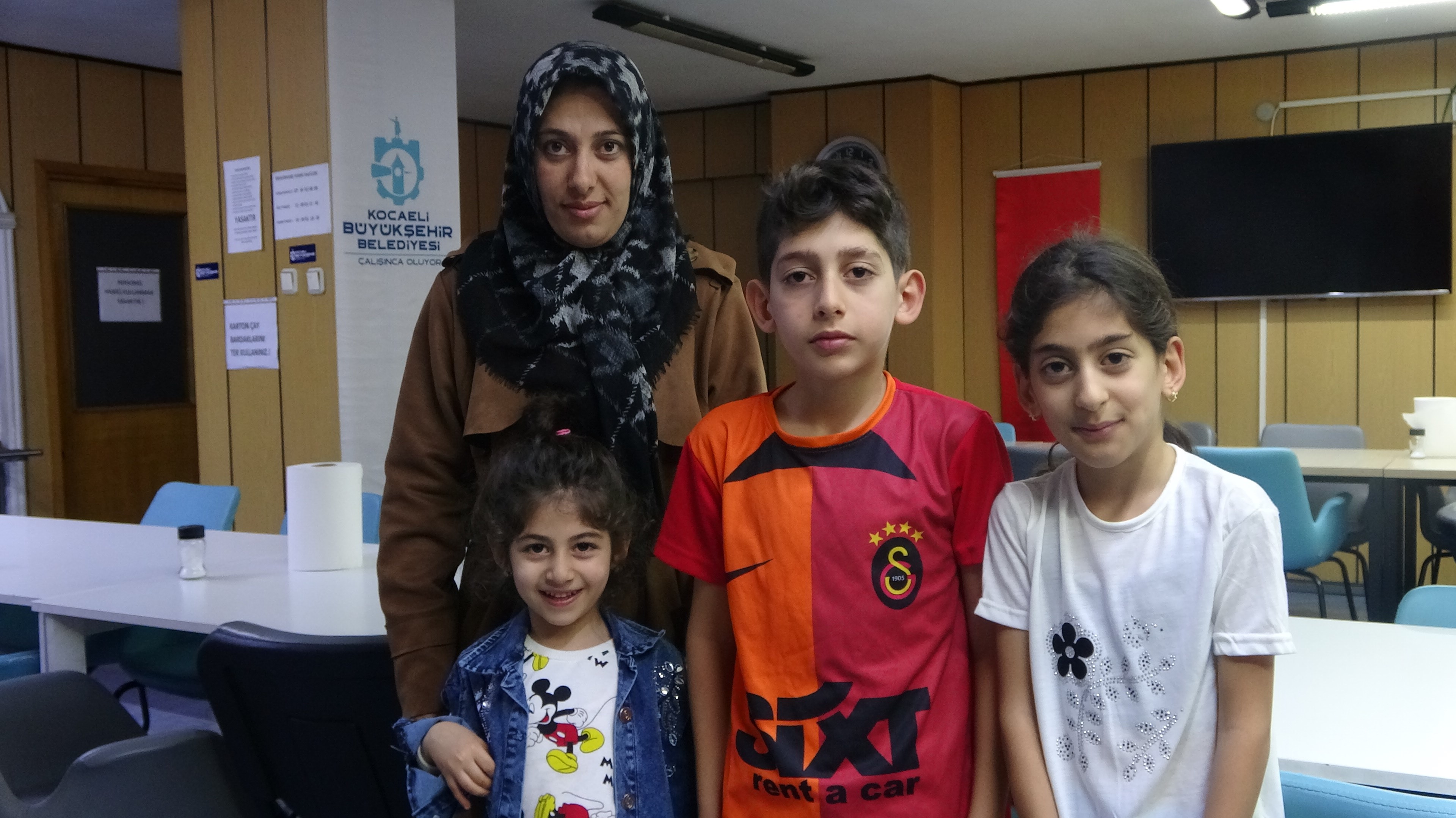 Yürek Burkan Olay! Kayınvalidesi Evden Kovdu, Anne Çocuklarıyla Mescide Sığındı (6)