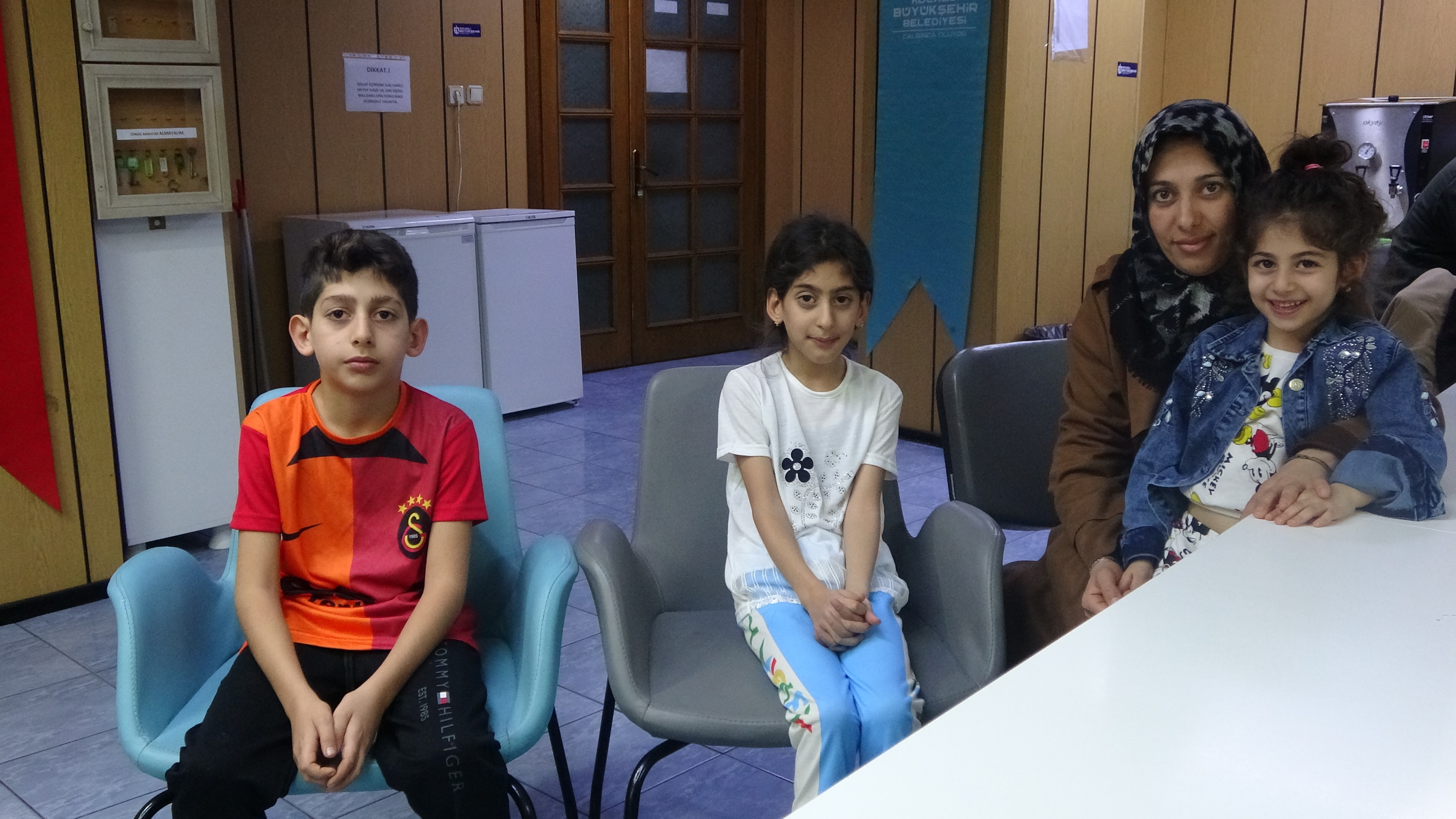 Yürek Burkan Olay! Kayınvalidesi Evden Kovdu, Anne Çocuklarıyla Mescide Sığındı (7)