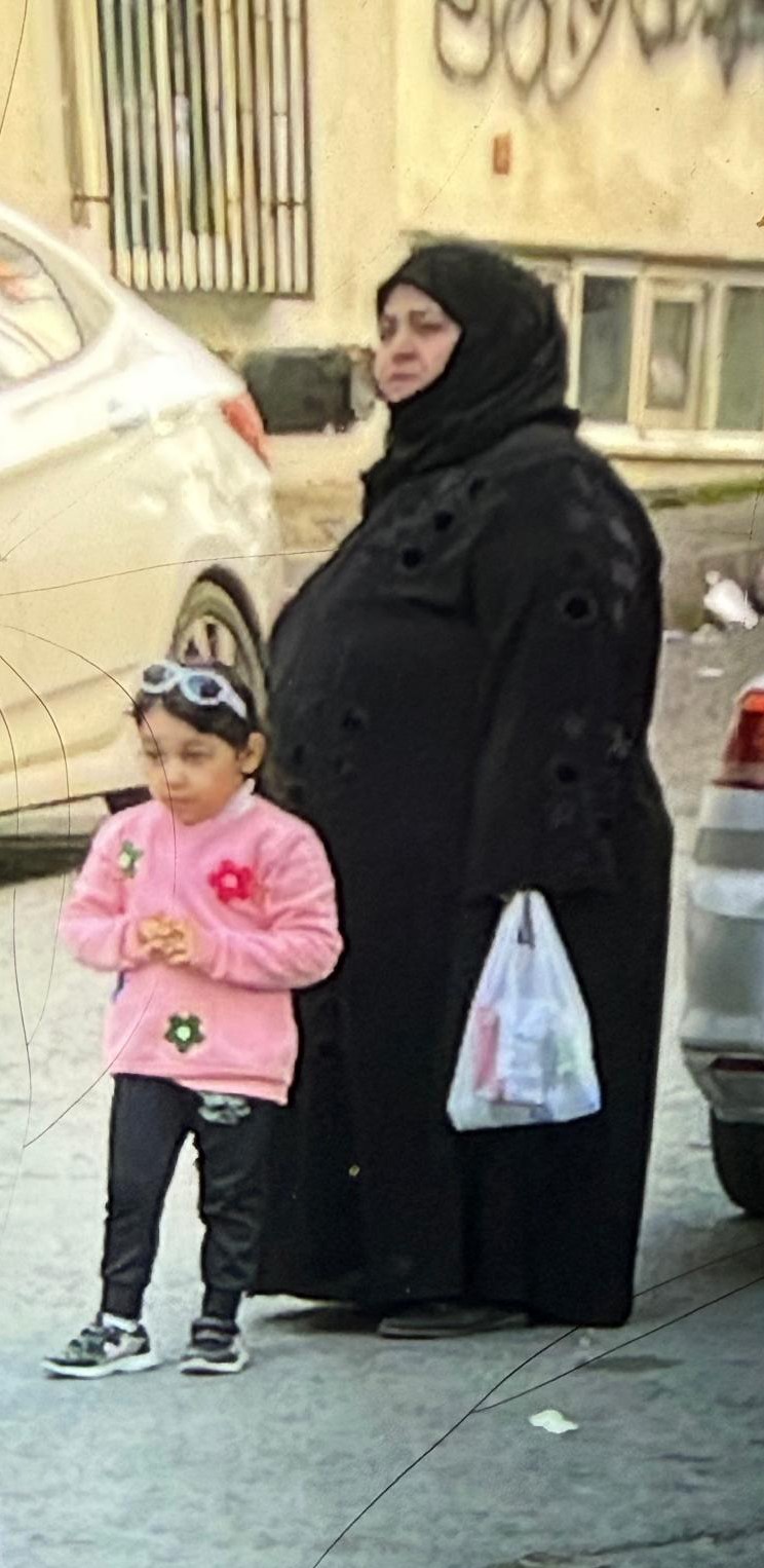 Yürek Yakan Olay! Kapı Açıldığında Ortaya Çıktı, Aynı Evde 3 Ceset (3)