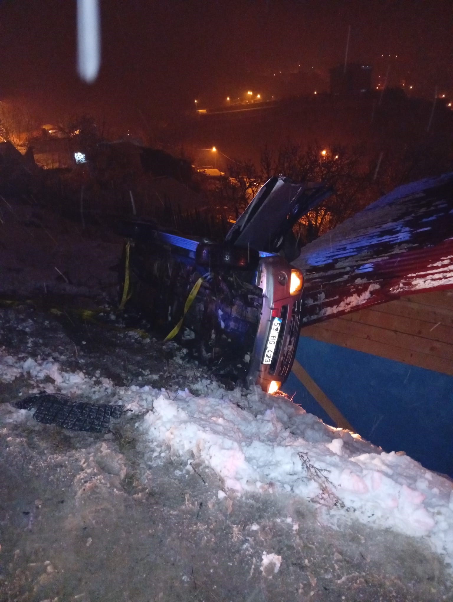 Zamanla Yarisin Boylesi Gorulmedi Bir An Bile Dusunmeden Sedyenin Uzerine Atladi (2)