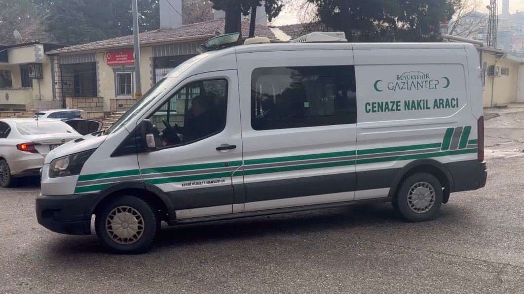 Zincirleme Kaza Ölümle Bitti! 3 Araç Birbirine Girdi, 1 Ölü 6 Yaralı (3)