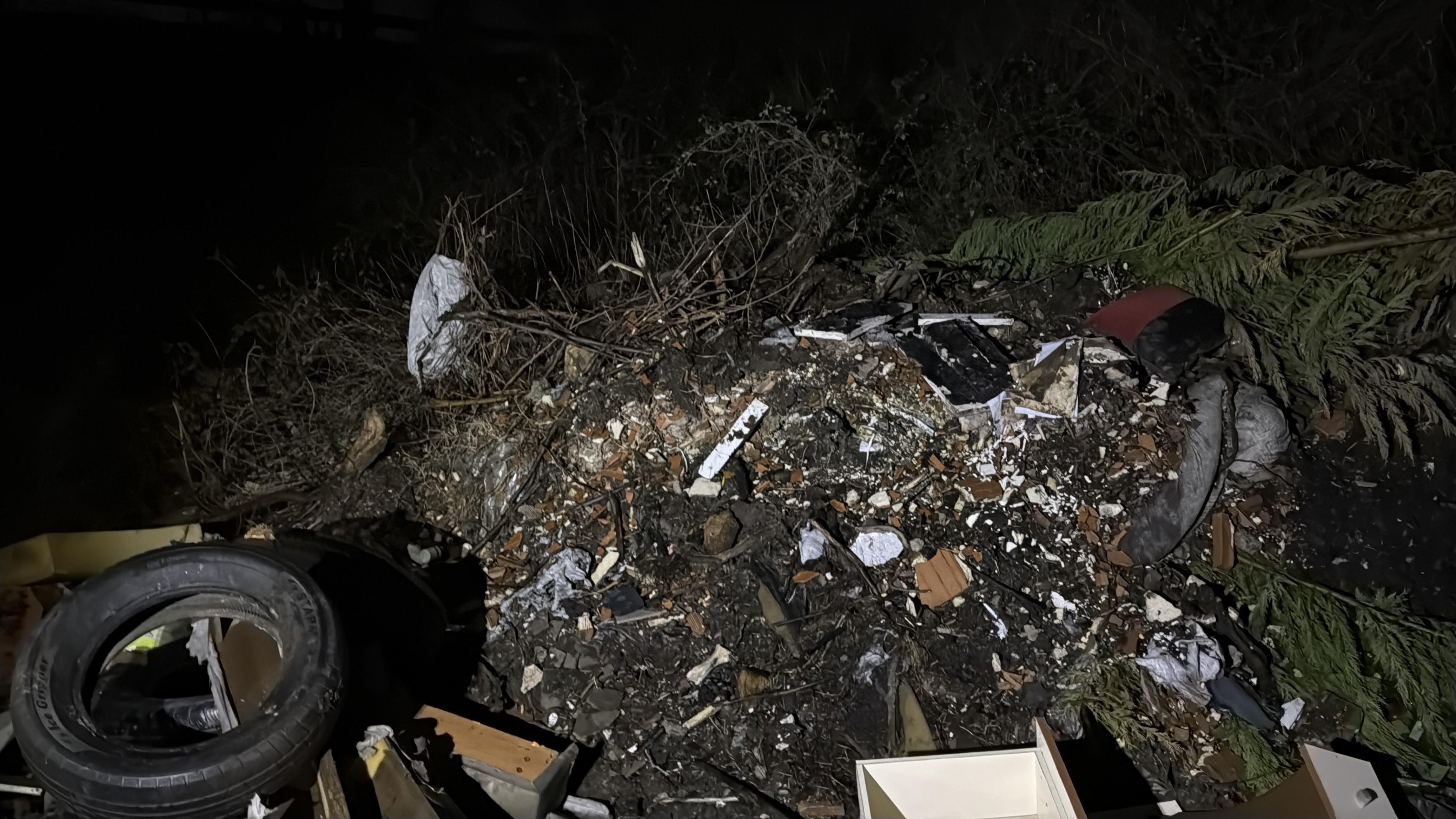 16 Araç Birbirine Girdi, Otoyol Savaş Alanına Döndü! 13 Yaralı, 4’Ü Ağır (11)