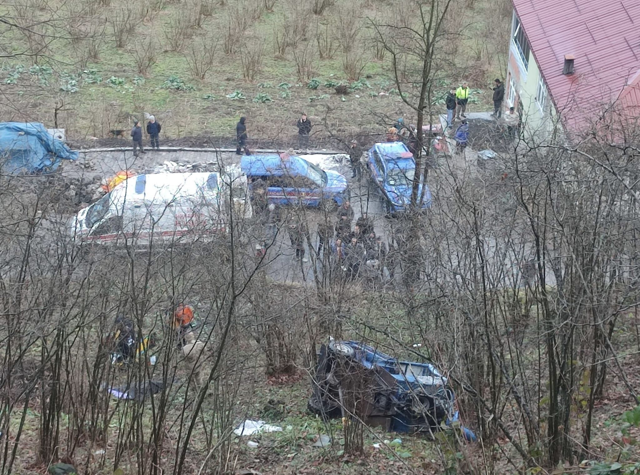 30 Metreden Fındık Bahçesine Yuvarlandı! Patpat Kazasında1 Ölü (4)