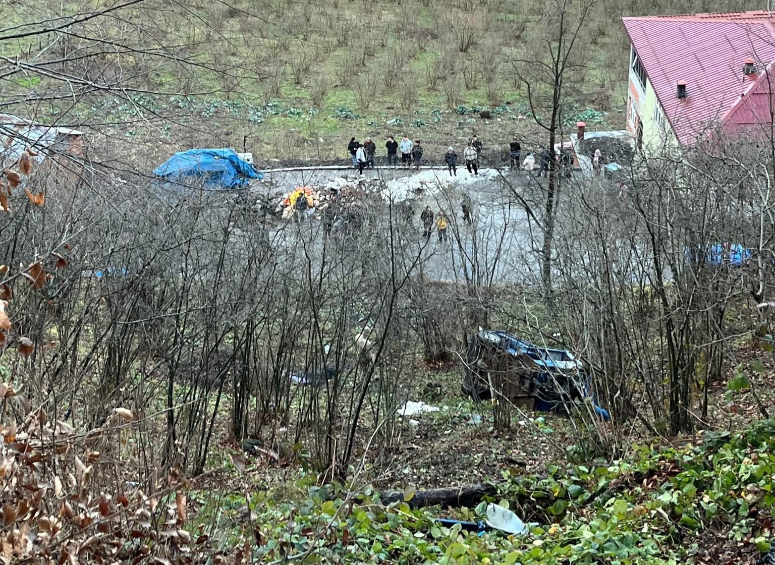 30 Metreden Fındık Bahçesine Yuvarlandı! Patpat Kazasında1 Ölü (5)