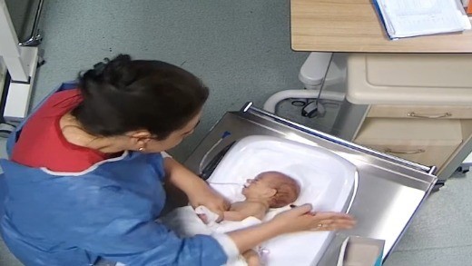 5 Günlük Bebeğe Şiddet Davasında Ilk Duruşma! “Bir Anlık Refleks” Savunması Kan Dondurdu (4)