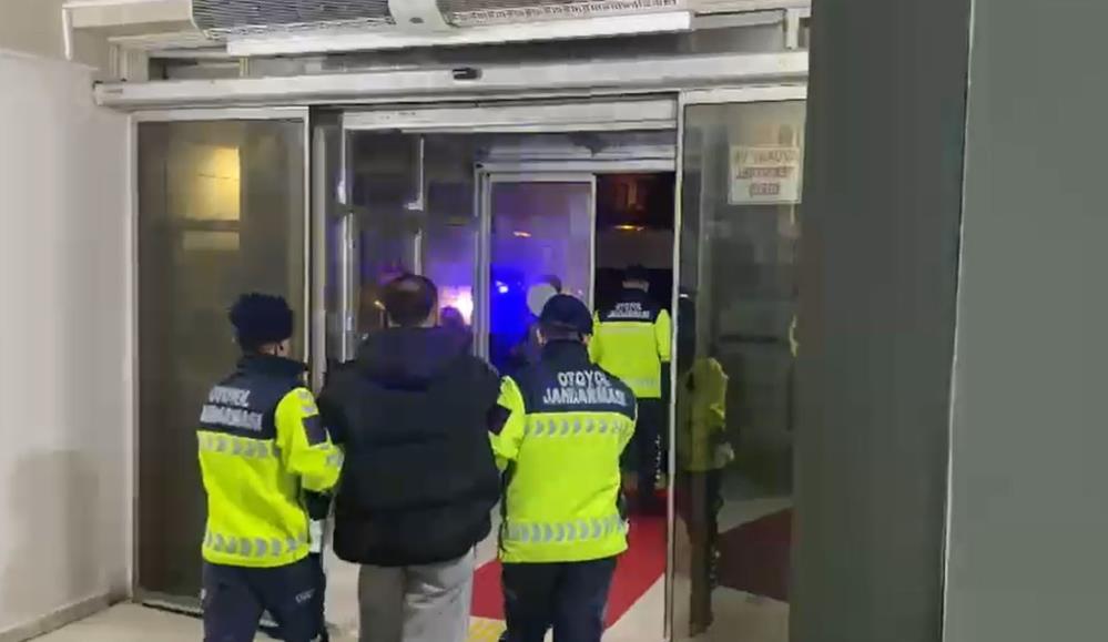 Akhi̇sar Jandarma (2)