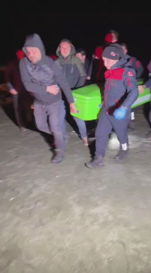 Akıntıya Kapılmıştı, Günler Sonra Bulundu! 24 Yaşındaki Gencin Cansız Bedeni Çıkarıldı (2)