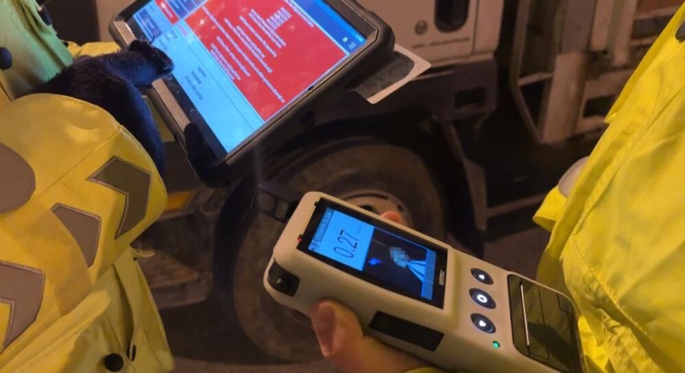 Alkollu Kamyon Surucusu Ehliyeti Evde Unuttum Diyerek Cezadan Kacmaya Calisti 5 Yil Eh (2)