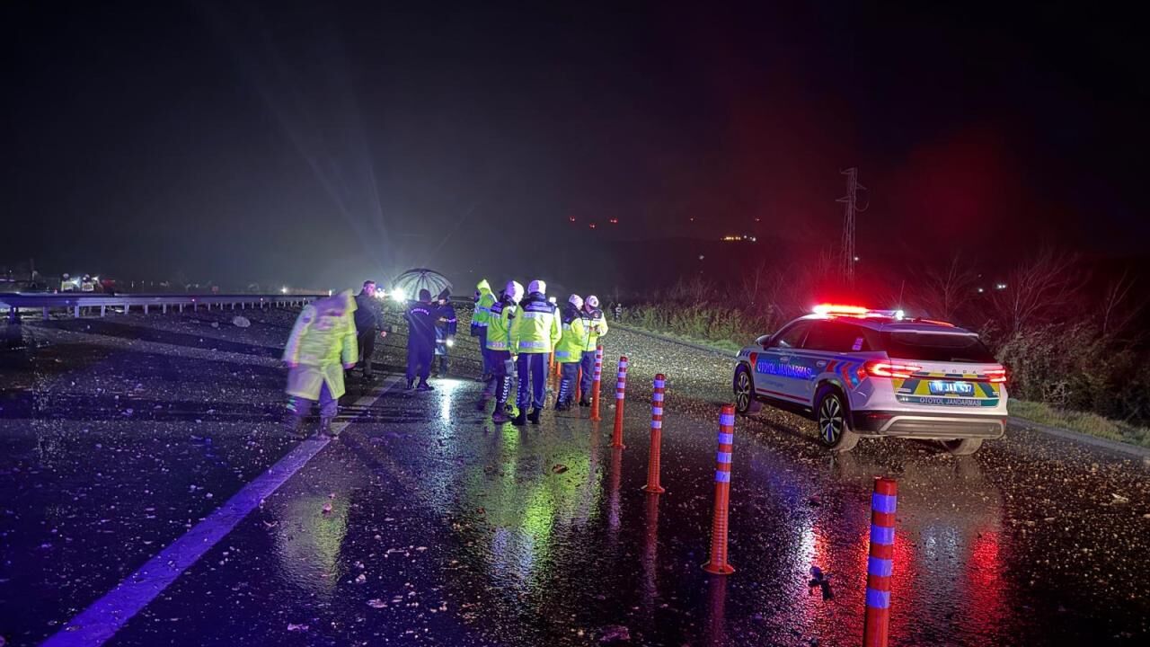 Ana Jet Ussunden Havalanmisti Balikesir Semalarinda F 16 Kazasi Turkiyeyi Yasa Bogan H (4)