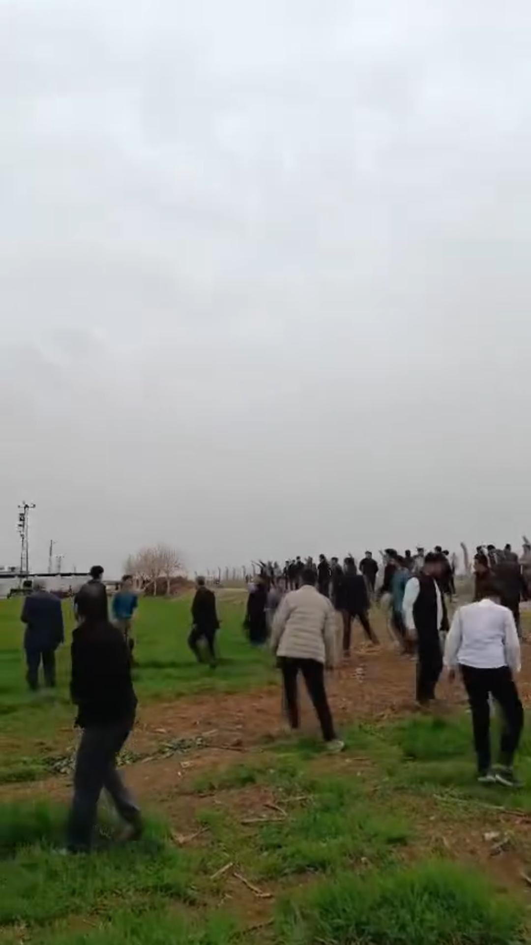 Arazi Kavgası Büyüdü Muhtarın Yaralanmasının Ardından 10 Kişi Daha Yaralandı (3)