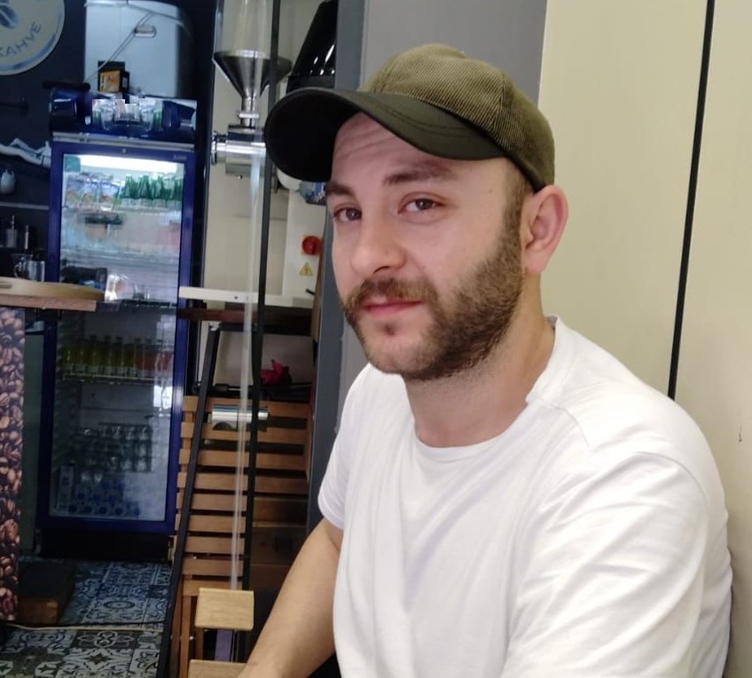 Ayağı Kaydı, Hayatı Bitti! Bahçede Çalışan Genç Hayatını Kaybetti (2)