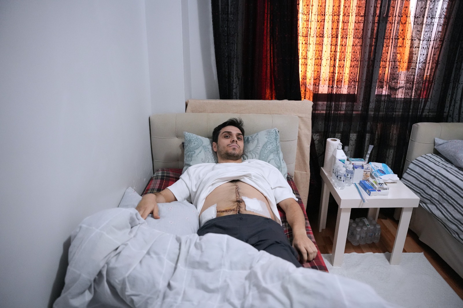 Bıçaklı Saldırının Perde Arkası Ortaya Çıktı Yaşı Küçük 3 Şüpheli Gözaltında