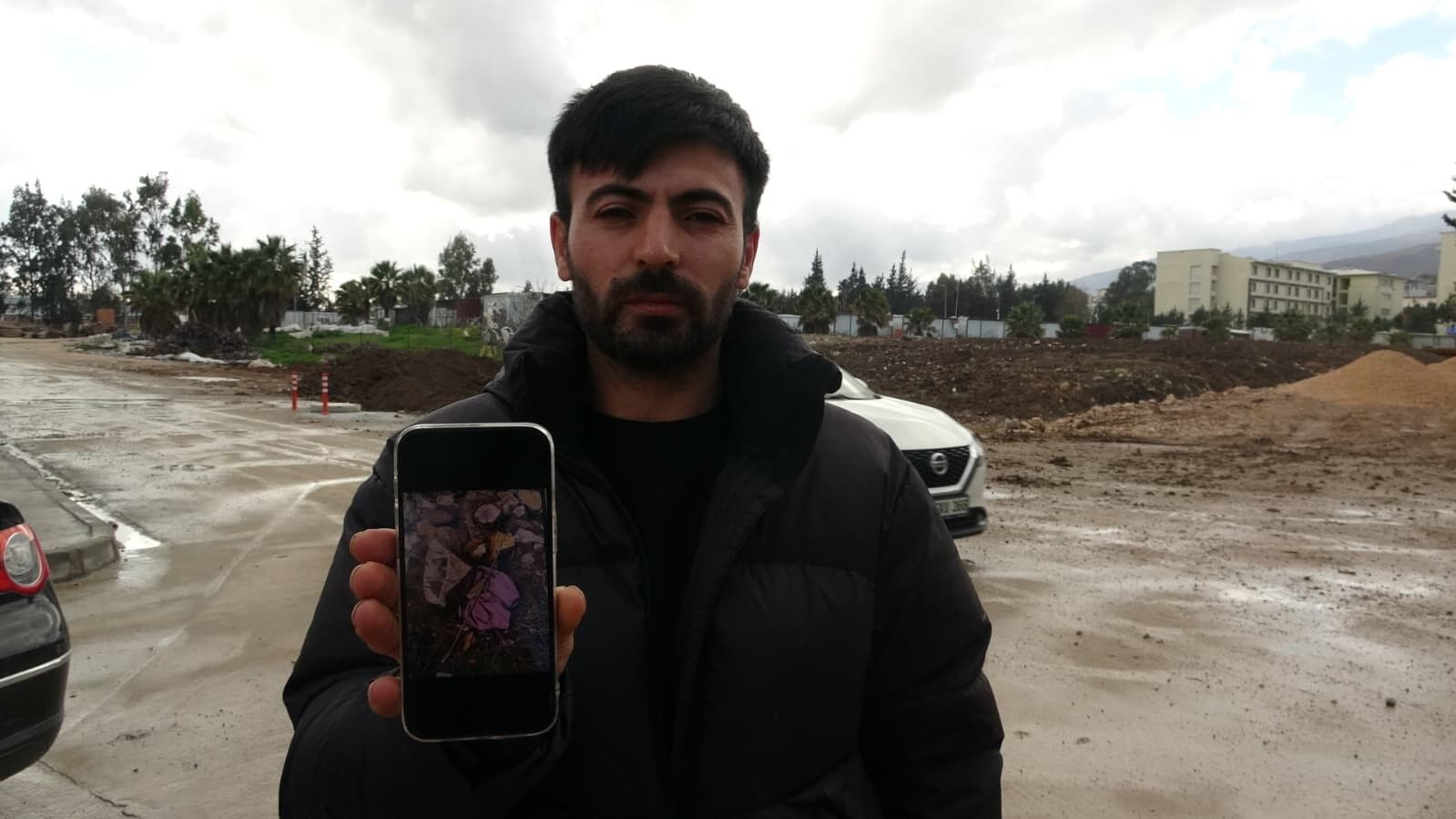 Bipolar Bozuklugu Olan Ugur Caliskan 7 Gundur Kayip Arazide Sadece Esyalari Bulundu (3)