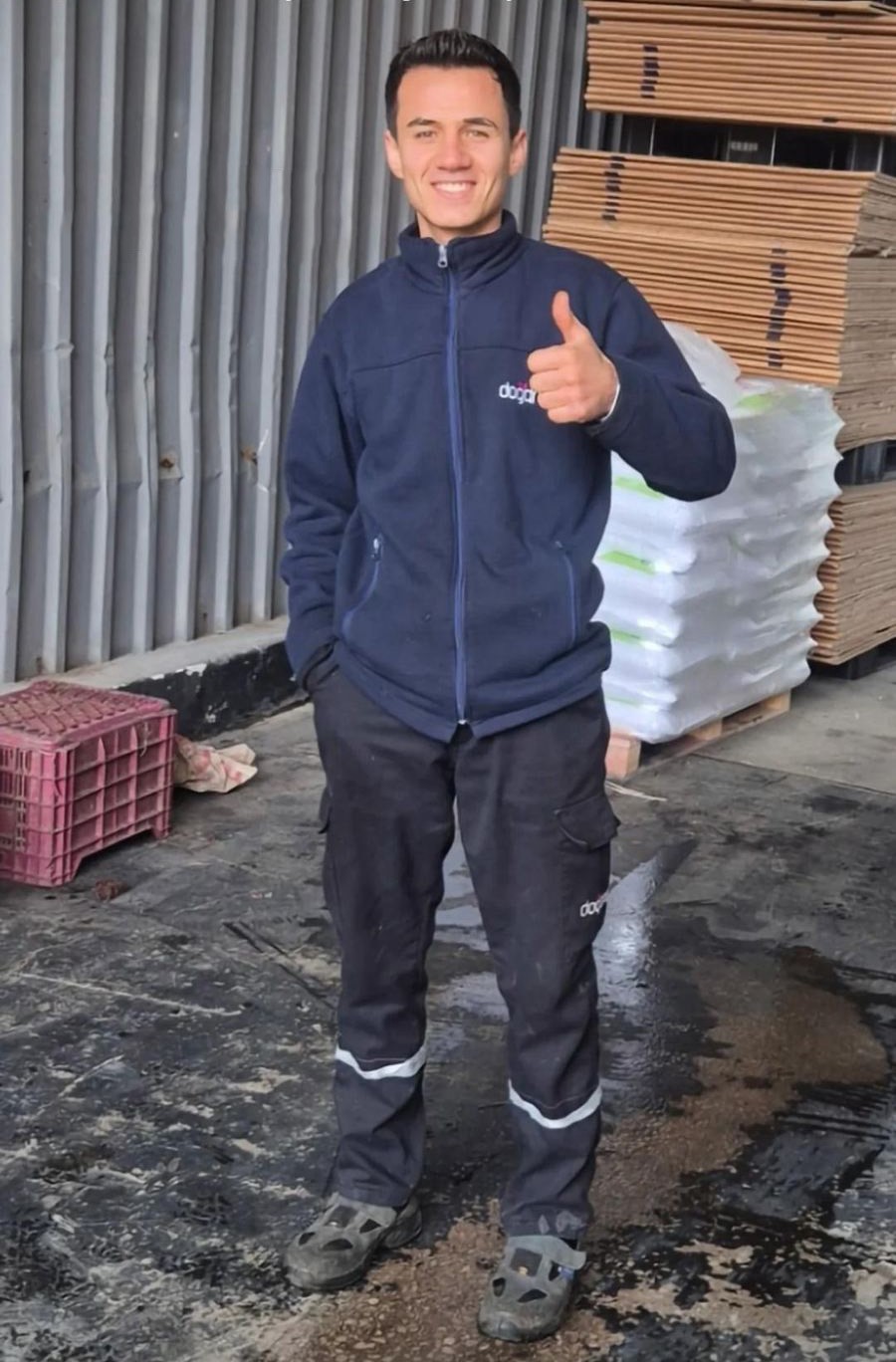 Bir Anlık Dengesizlik Ölüm Getirdi! 22 Yaşındaki Işçi Korkunç Şekilde Can Verdi (2)