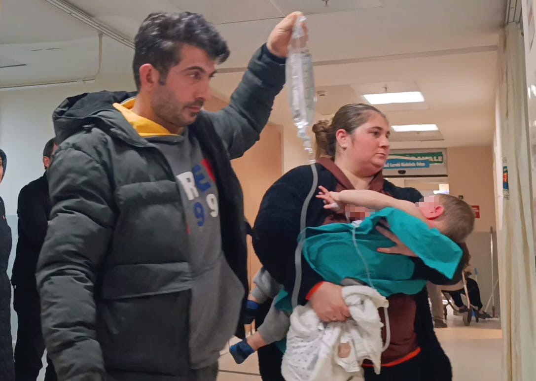 Bir Anlik Dikkatsizlik Yunus Emreyi Yakti Su Isiticisinin Kablosunu Cekince (4)