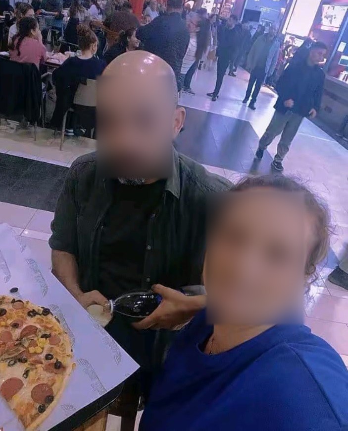 Bir Imza Her Seyi Degistirdi Oz Torunu Bicak Cekti Dovdu Evini Aldi (6)