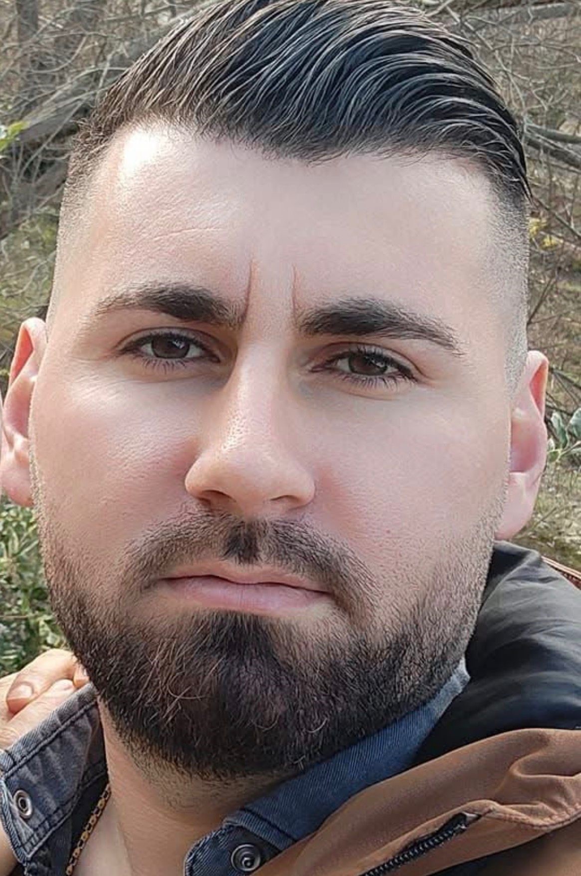 Boş Arazide Kanlı Sabah Park Halindeki Otomobilde Bıçaklanmış Ceset Bulundu (2)