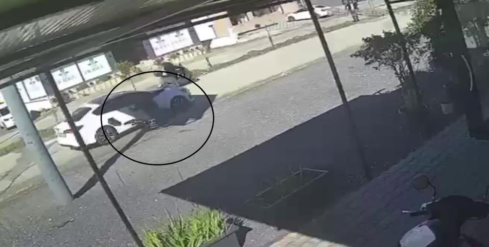 Bu Goruntuler Yurek Burktu 73 Yasindaki Bisikletli Kazada Hayatini Kaybetti (3)