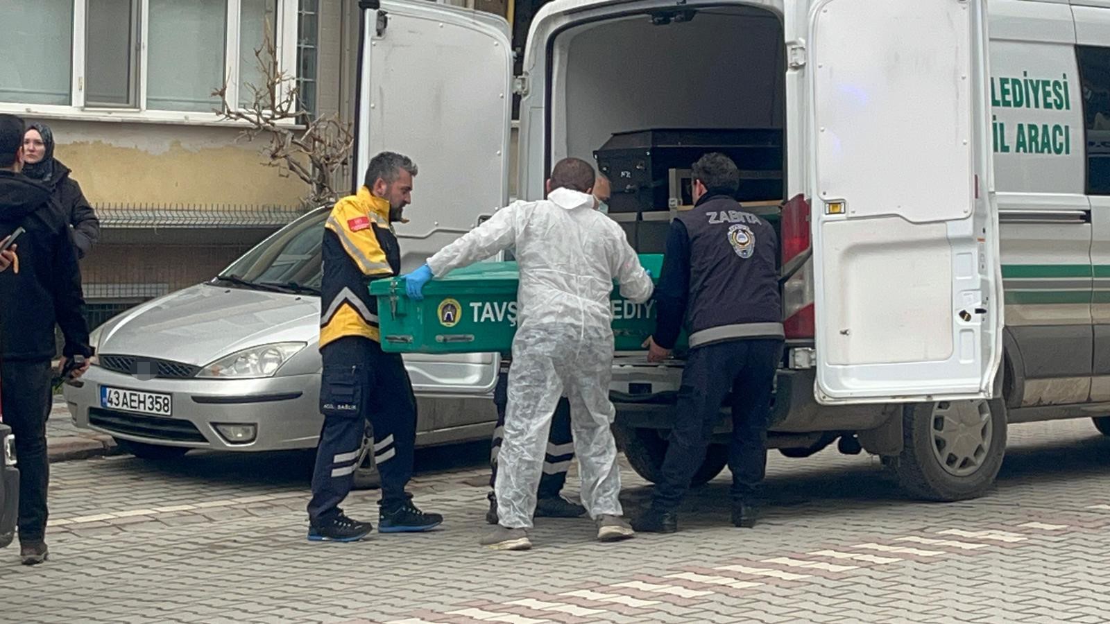 Cadde Üzerinde Sır Ölüm Ölü Bulunan Şahsın Kimliği Belirlendi (5)