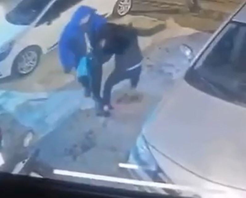 Defalarca Bıçaklayarak Öldürüldü! Cinayet Anı Ortaya Çıktı 'Bırak Beni' Çığlıkları Kahretti (5)