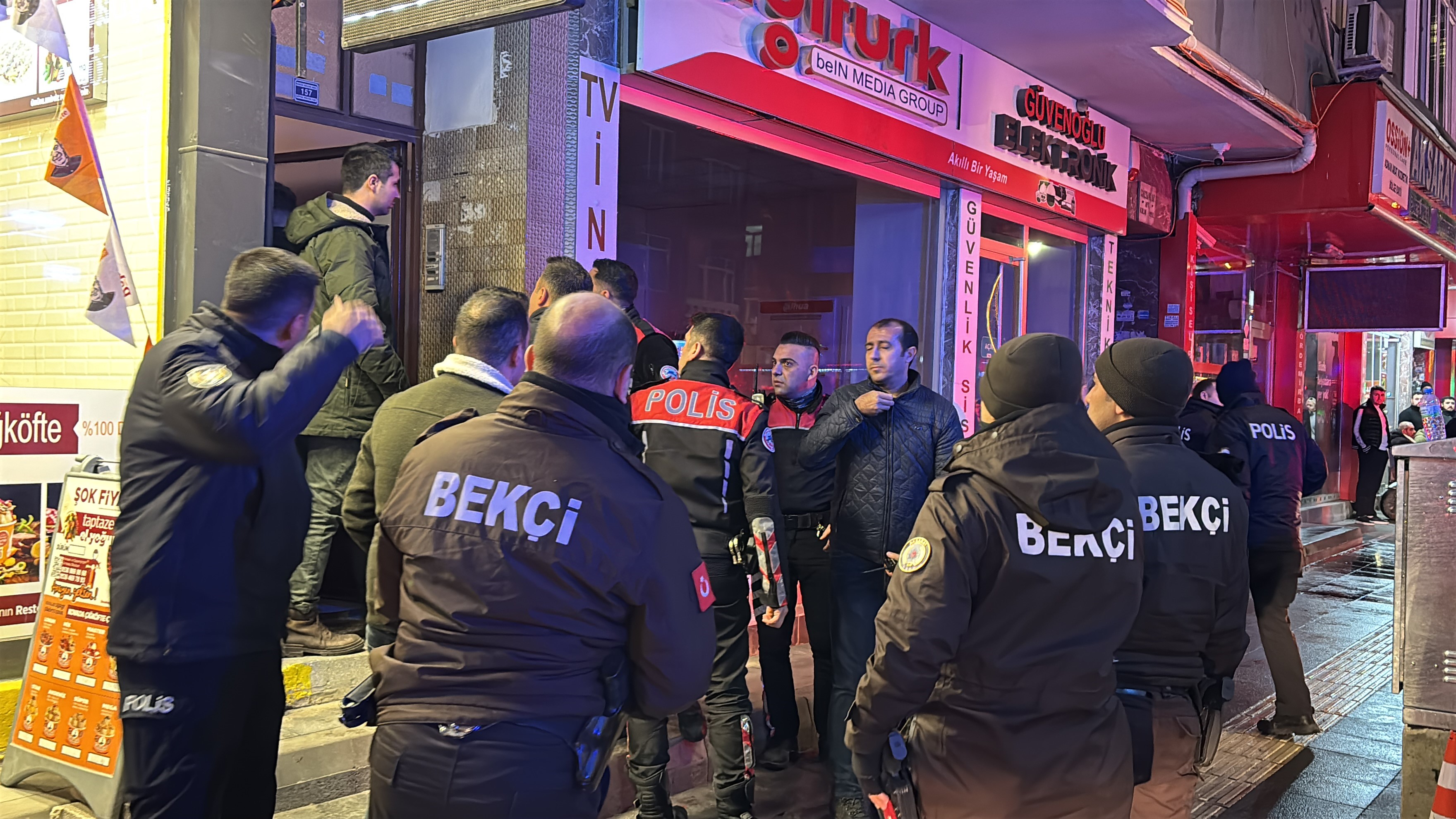 Dehşet Dolu Dakikalar! Başka Biriyle Evleneceğini Öğrendi, Katliam Yaptı! (7)