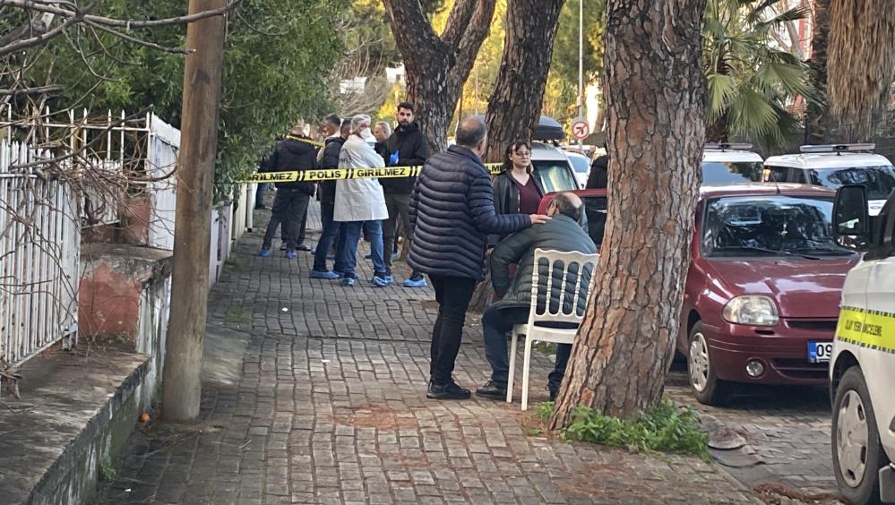 Doktor Ogul Eve Girdi Anne Ve Babasinin Cesetleriyle Karsilasti (2)