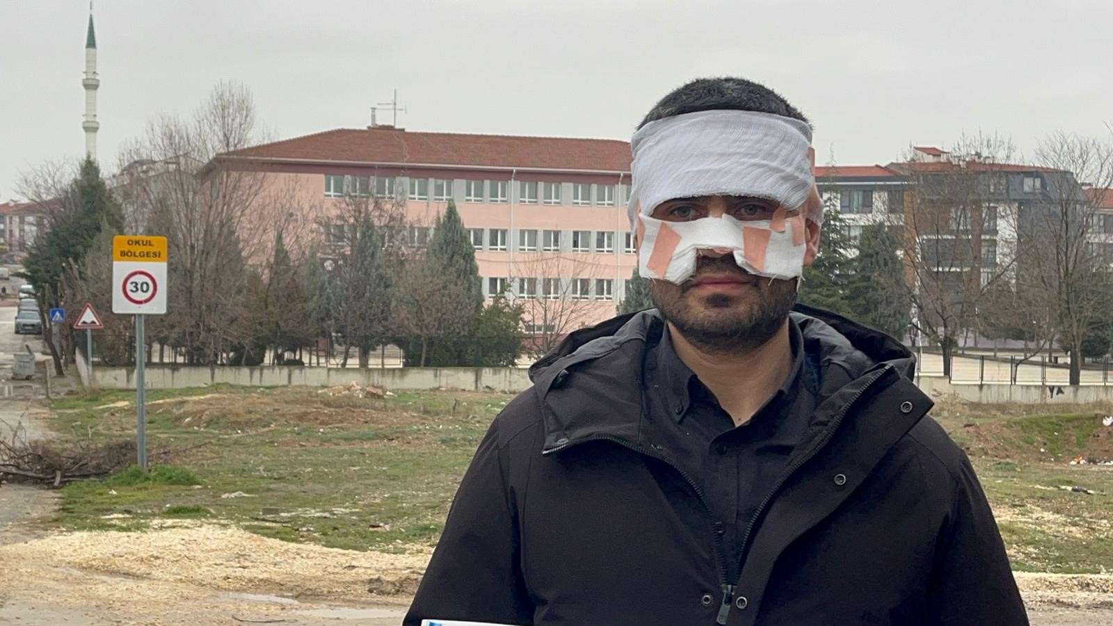 Eğitim Yuvasında Skandal Kavga! Rehber Öğretmen Fizikçiye Çay Fırlattı (4)