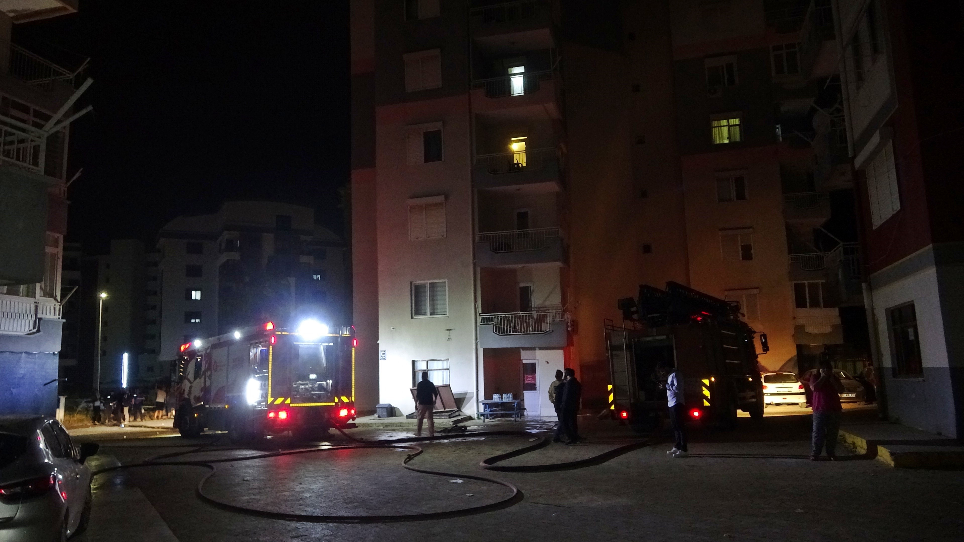 Ev Yangınından Acı Haber! 36 Yaşındaki Adam Hayatını Kaybetti (4)