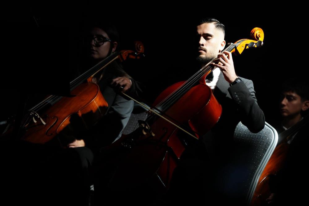 Ferdi Zeyrekin Hayali Gercek Oldu Magso Ilk Kez Sahnedeydi (6)