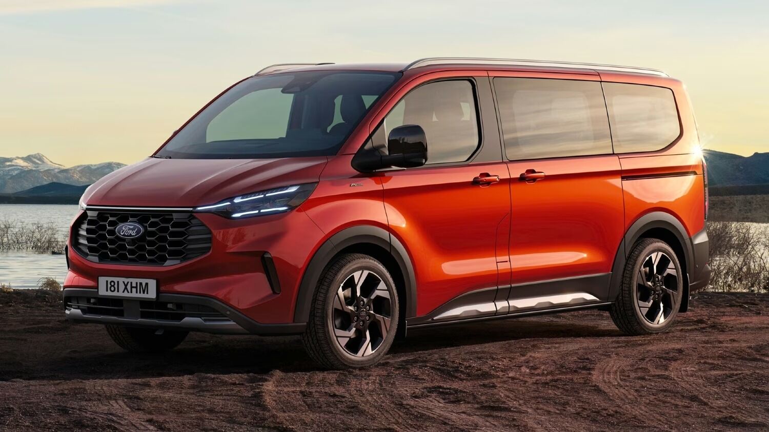 Ford Yeni Tourneo Custom Minibüs Engelli Araç Fiyatları