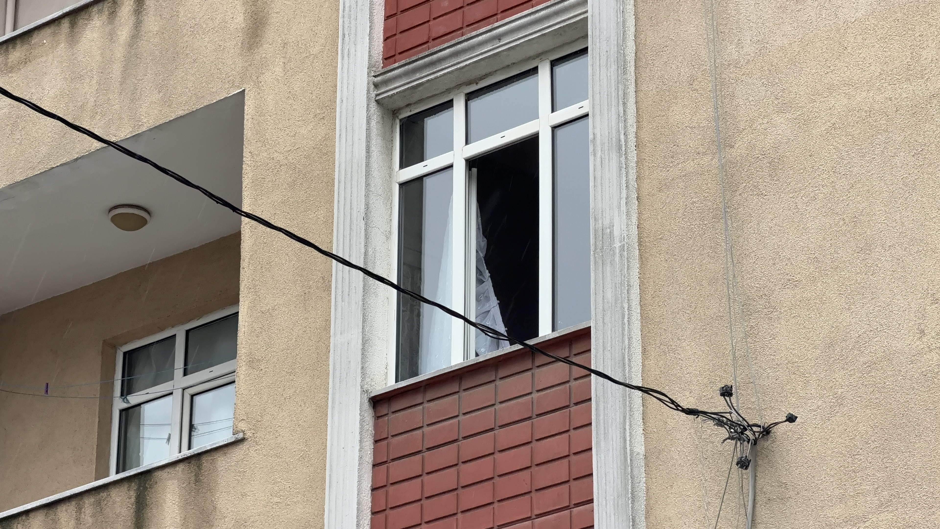 Gece Yarısı Dehşet 3 Çocuğun Önünde Karısını Katletti (3)