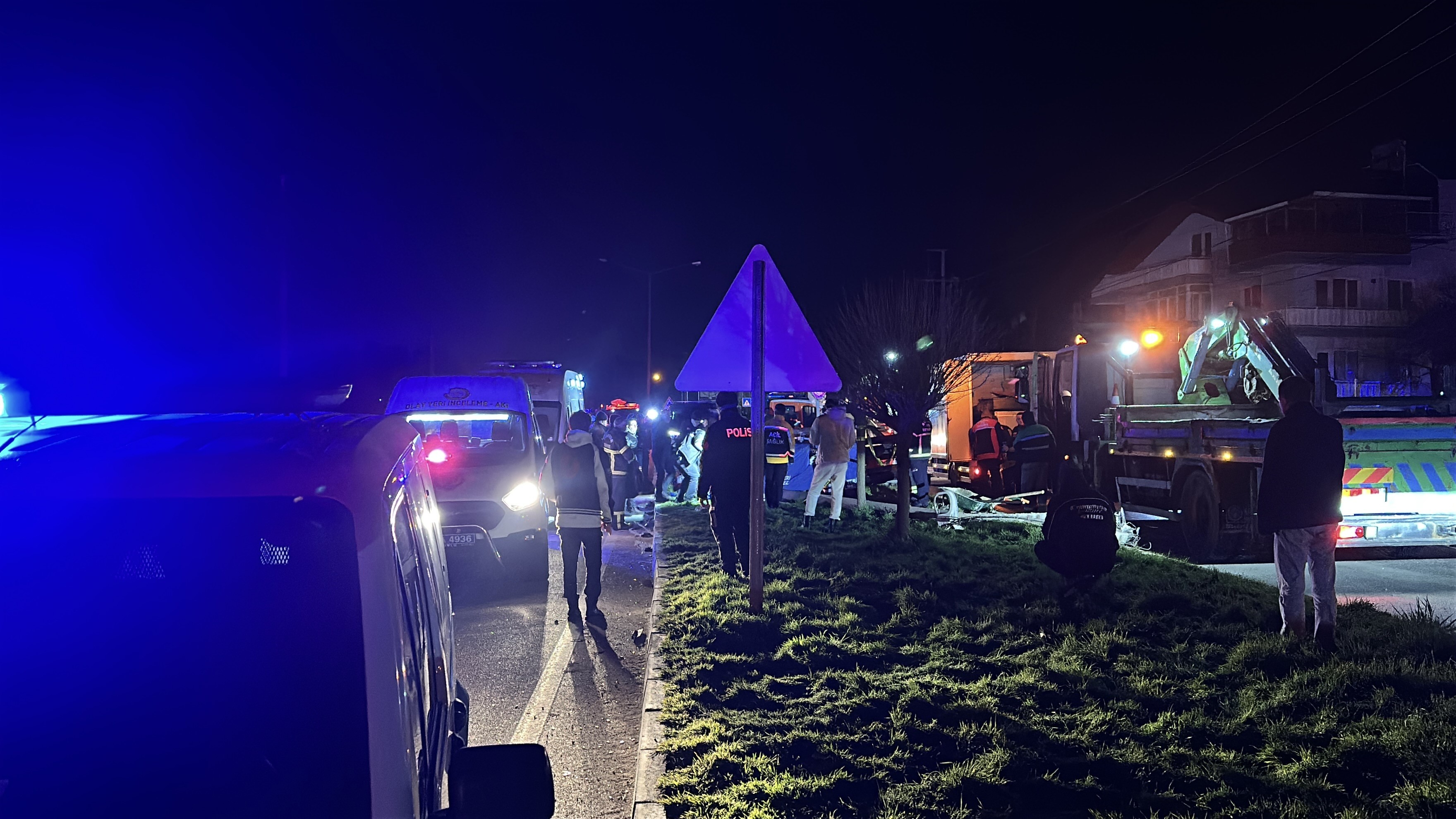 Genç Çiftin Mutluluğu Yarım Kaldı Elektrik Direği Can Aldı (3)