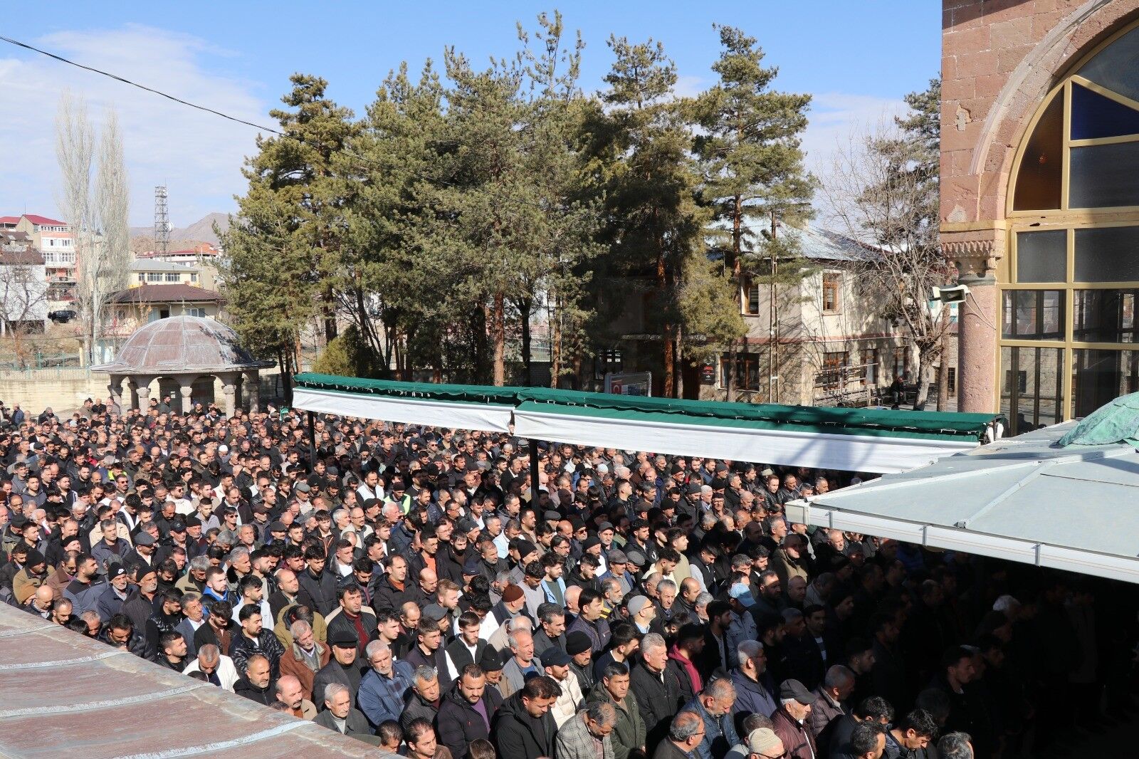 Genc Yasta Hayata Veda Etti 20 Yasindaki Genc Kurtarilamadi (6)