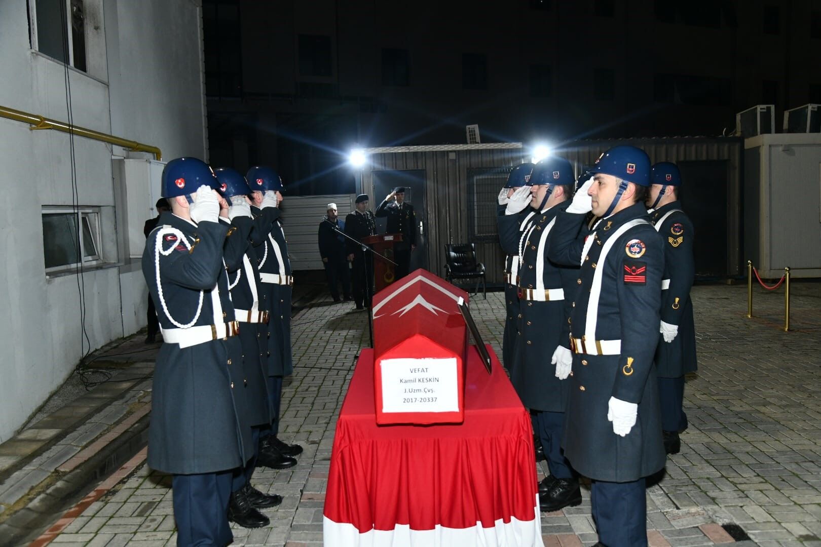 Görev Başında Kalbine Yenildi Uzman Çavuşa Gözyaşlarıyla Veda (3)