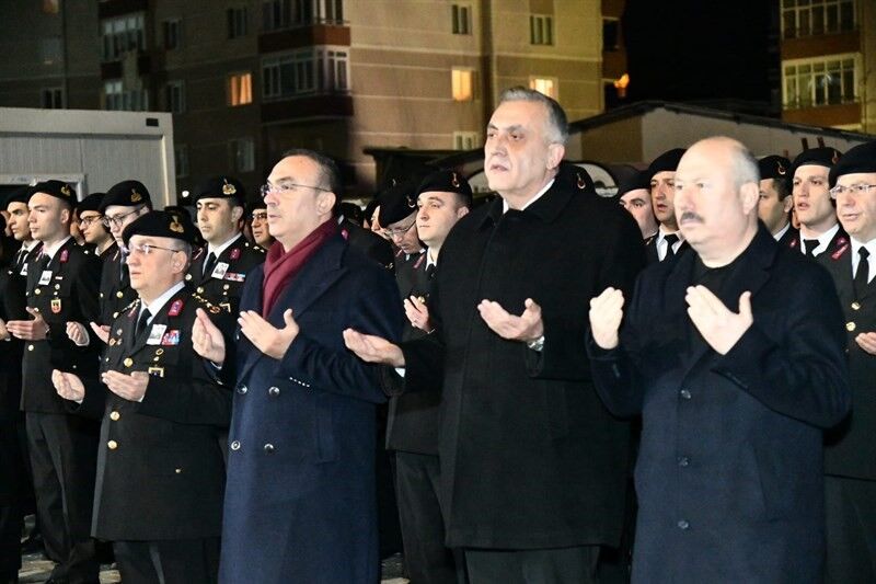 Görev Başında Kalbine Yenildi Uzman Çavuşa Gözyaşlarıyla Veda (5)