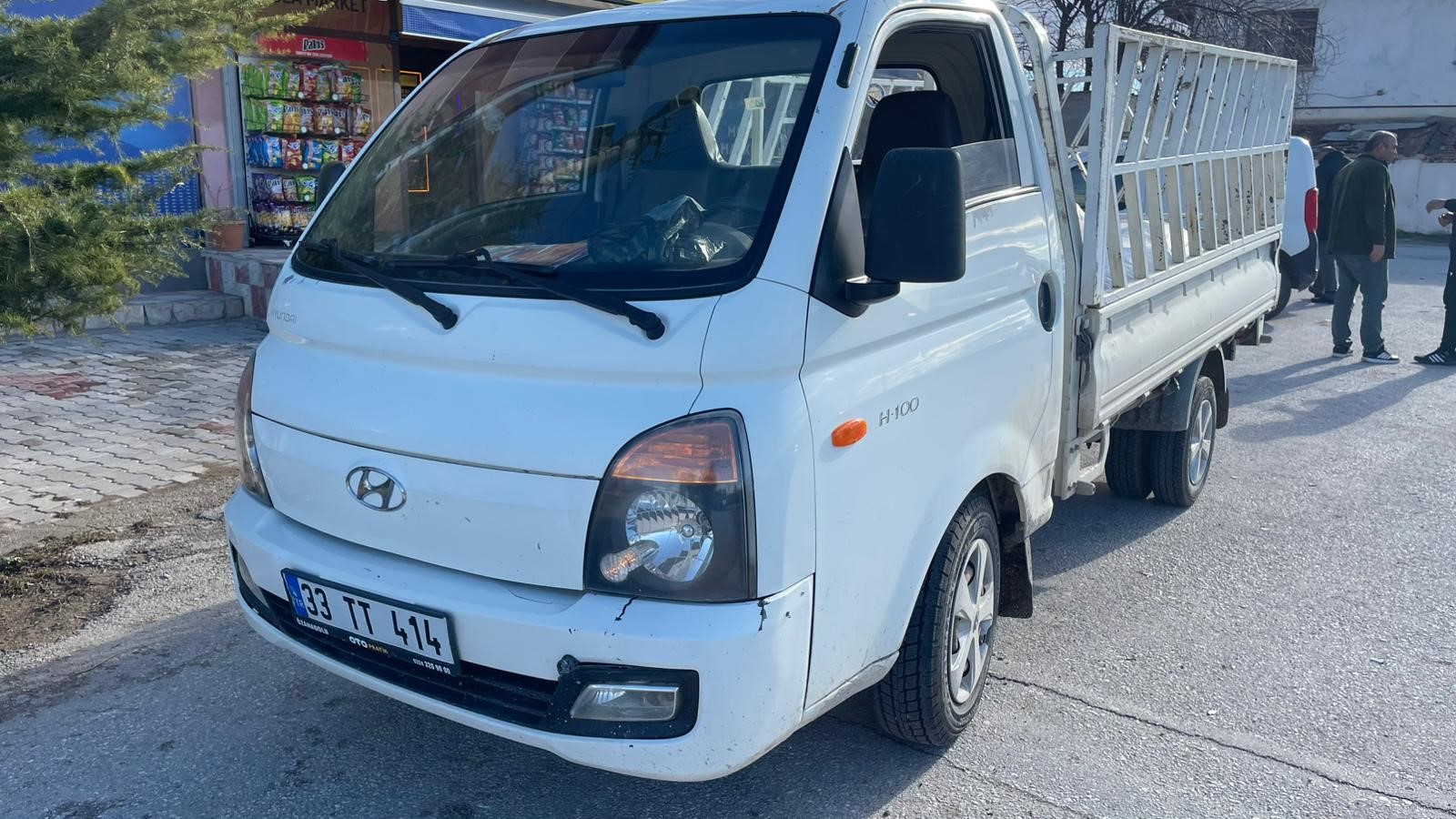 Herkes Uyuyor Saniyordu Ekipler Kapiyi Actiginda Aci Gercekle Karsilasti (3)