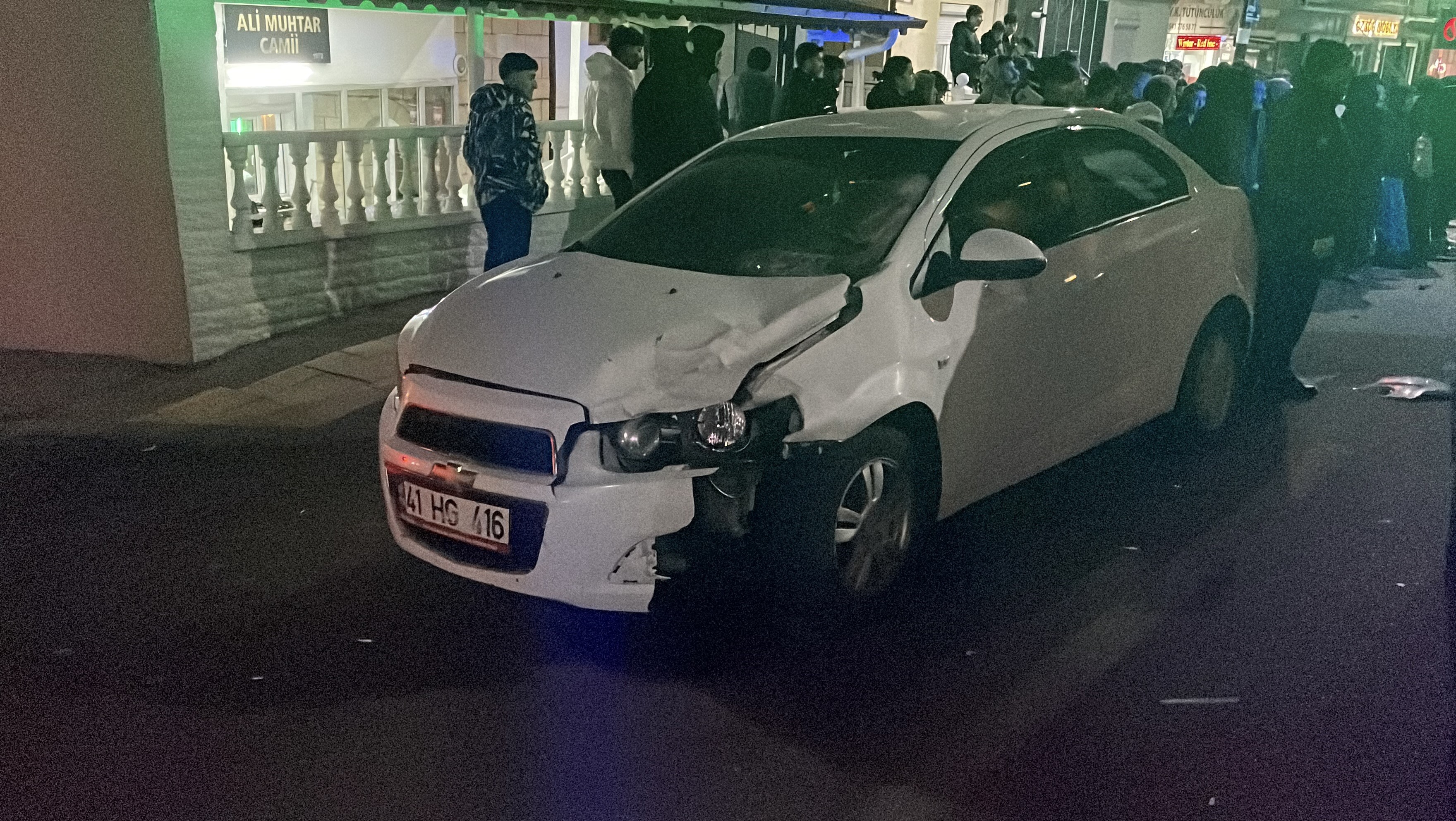 İftar Sonrası Cami Yolunda Korkunç Kaza Kayınvalide Hayatını Kaybetti, Gelin Ağır Yaralı (5)