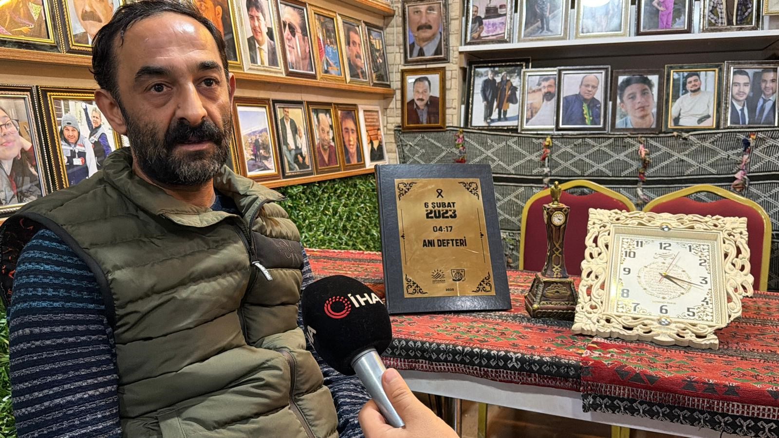 Ikiz Kardesini Kaybetti Acisini Tum Sehre Acti Bu Dukkana Girenler Gozyaslarini Tutami (2)