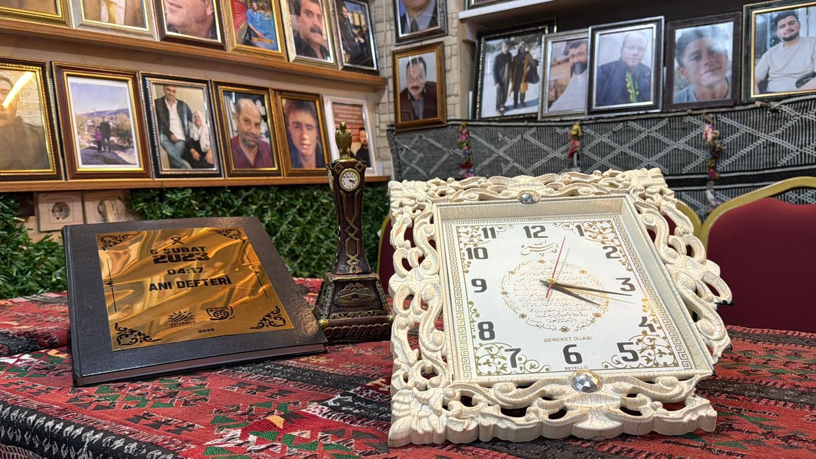 Ikiz Kardesini Kaybetti Acisini Tum Sehre Acti Bu Dukkana Girenler Gozyaslarini Tutami (3)