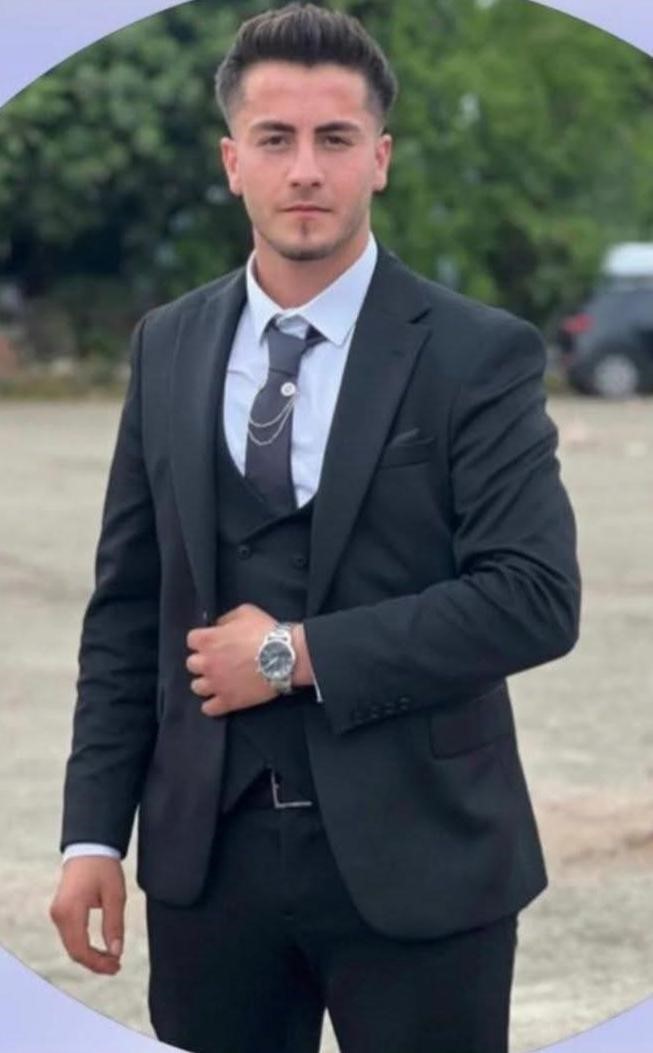 İnşaatta Düşmüştü, Umutlar Tükendi Genç Işçi Hayatını Kaybetti (2)