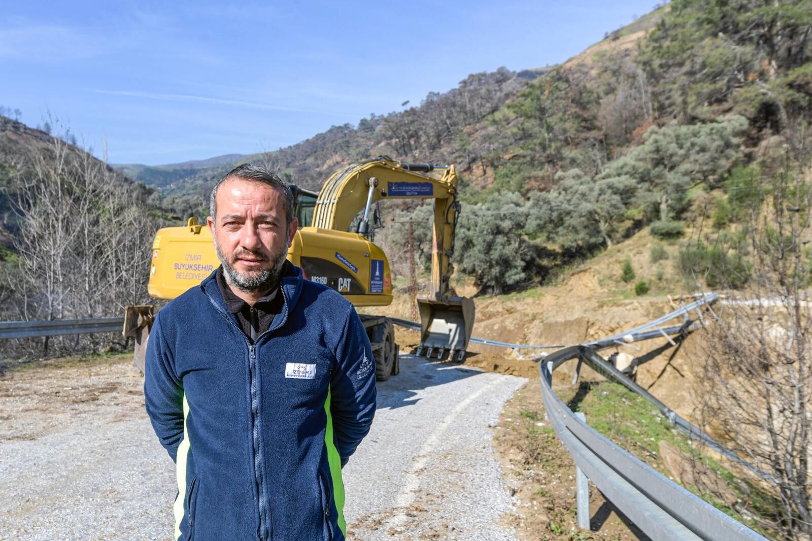 Izmir Odemiste Yagis Sonrasi Coken Yol Onariliyor Ulasim Alternatif Guzergahlarla Saglaniyor (2)