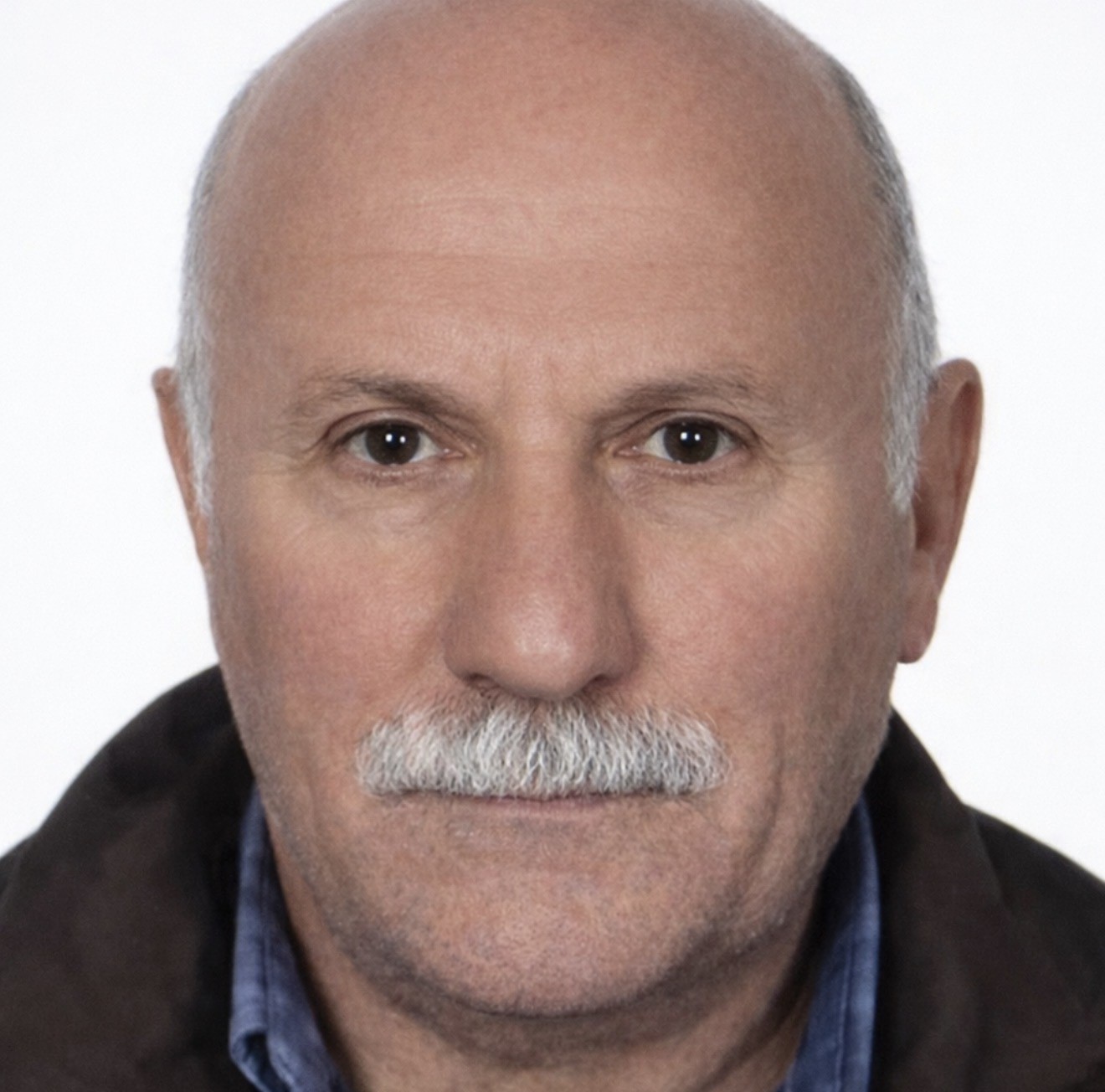 Kahreden Kaza! Karşıdan Karşıya Geçerken Can Verdi (2)